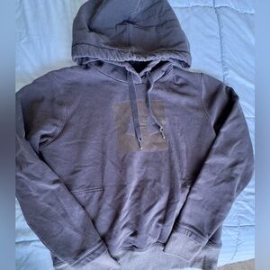 Black Under Armour Sweatshirt Hoodie with zipper pockets size medium